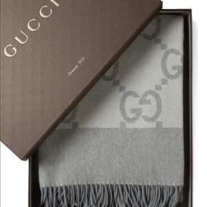 Gucci throw